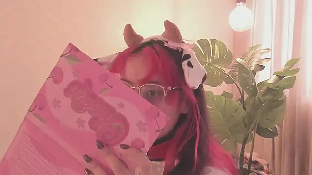 RedMeloddy online show from March 9, 2025, 7:15 pm