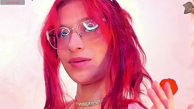 RedMeloddy online show from December 3, 2025, 2:19 am