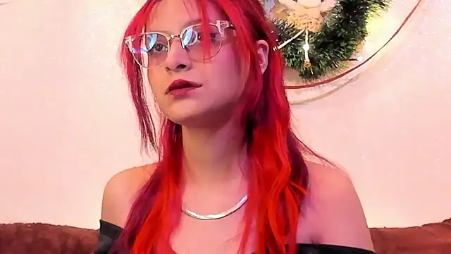 RedMeloddy online show from December 15, 2025, 12:15 am