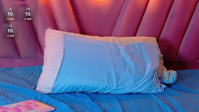 littleebonymommy online show from October 24, 2025, 8:11 am