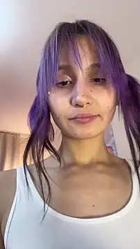 bigbabykiki online show from March 8, 2026, 4:33 pm