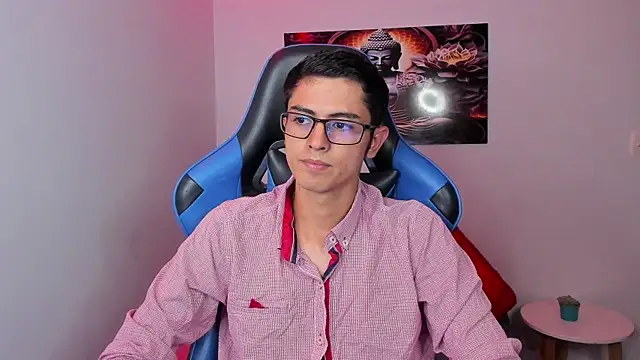 Snapshot of Ethan_Sai___ chatting on February 26, 2025, 10:31 pm Ethan Sai    online show from February 26, 2025, 10:31 pm