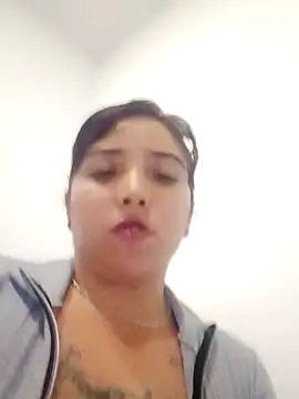 Cloe2520 online show from December 5, 2024, 1:25 am