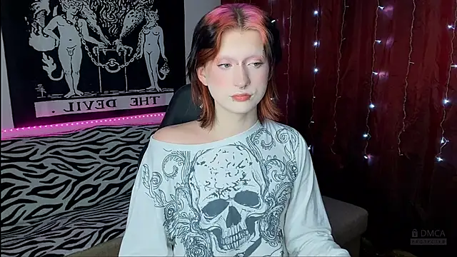 Vailyreb  online show from February 28, 2025, 6:52 pm