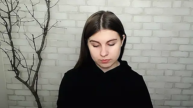 Snapshot of Sweet_Doll_Luna chatting on December 22, 2024, 1:22 pm Sweet Doll Luna online show from December 22, 2024, 1:22 pm