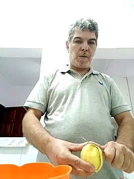 Snapshot of pgrosso chatting on December 3, 2025, 9:57 pm pgrosso online show from December 3, 2025, 9:57 pm