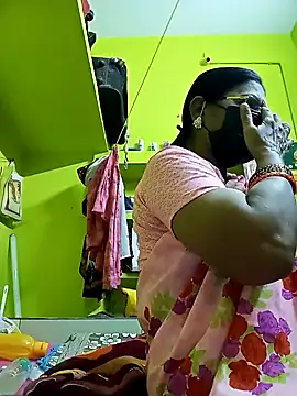 Snapshot of Tamil_yamuna_hindi chatting on December 9, 2024, 7:50 am Tamil yamuna hindi online show from December 9, 2024, 7:50 am