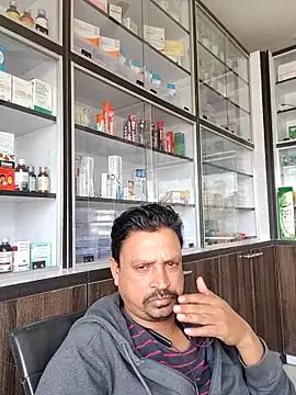 Snapshot of Raj1043 chatting on February 3, 2026, 6:40 am Raj1043 online show from February 3, 2026, 6:40 am