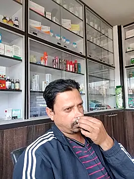 Snapshot of Raj1043 chatting on February 8, 2026, 9:23 am Raj1043 online show from February 8, 2026, 9:23 am