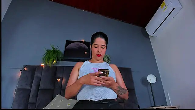 DulceAurora   online show from March 23, 2026, 1:31 am