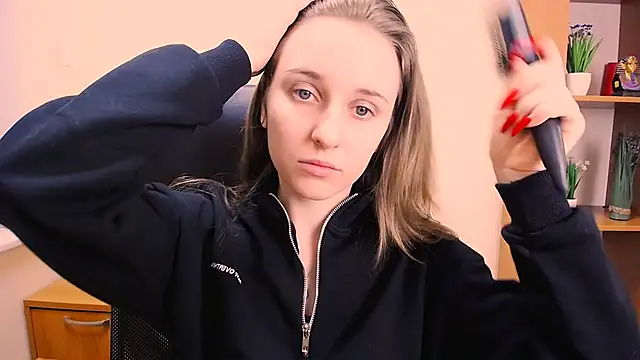 Snapshot of _Nicole_new chatting on January 18, 2025, 12:15 pm  Nicole new online show from January 18, 2025, 12:15 pm