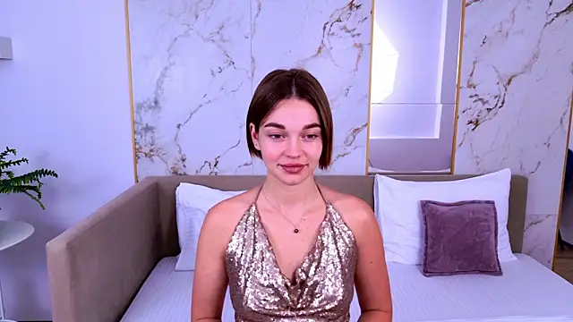 Snapshot of DanaLoved chatting on February 6, 2025, 7:45 am DanaLoved online show from February 6, 2025, 7:45 am