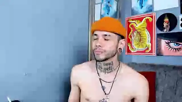 MurdockH online show from December 15, 2025, 11:09 pm