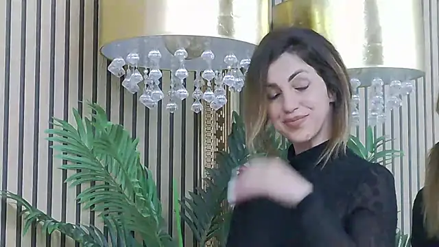 EmaSkyes online show from March 14, 2025, 9:57 am