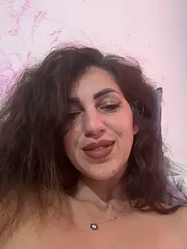 EmaSkyes online show from October 2, 2025, 6:42 am