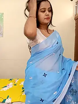 Miss-Riyasingh online show from November 17, 2025, 3:34 am