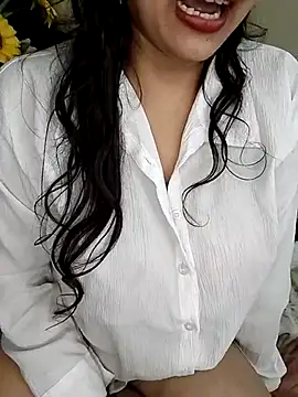 kaamuk shweta online show from October 4, 2025, 9:18 am