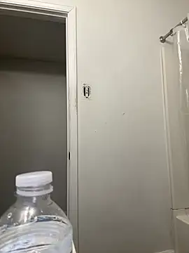 honeybrow online show from January 16, 2025, 3:34 am