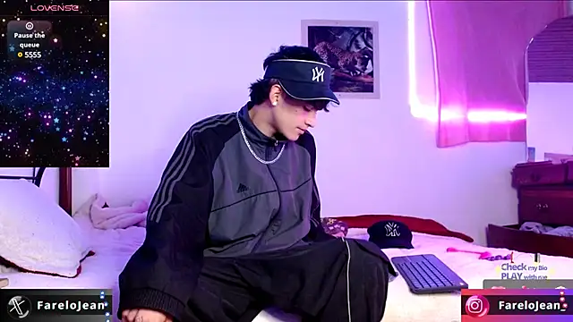 Snapshot of jeanfarelo chatting on December 17, 2024, 7:29 am jeanfarelo online show from December 17, 2024, 7:29 am