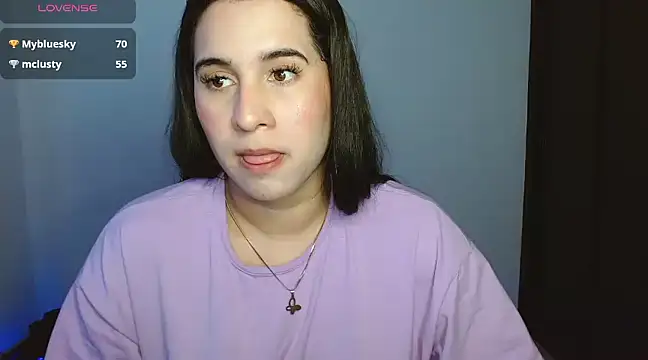 angelasmith15 online show from December 3, 2024, 11:33 am