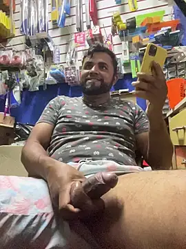 Sheik z o online show from November 3, 2025, 9:38 pm