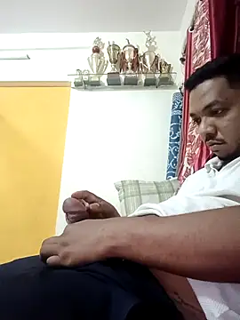 Snapshot of Mmm992170 chatting on September 23, 2025, 2:42 pm Mmm992170 online show from September 23, 2025, 2:42 pm