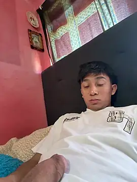 Snapshot of PuffingRinger chatting on March 25, 2026, 7:53 pm PuffingRinger online show from March 25, 2026, 7:53 pm