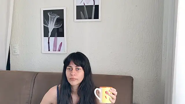 Blue butterfly online show from January 12, 2025, 1:58 pm