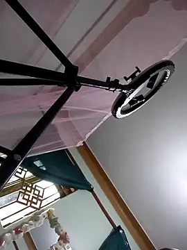 BriannaVincent online show from March 24, 2026, 4:28 am