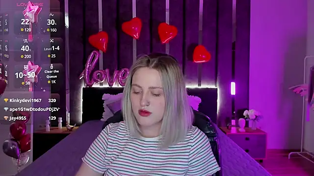  Sarah Soul  online show from February 15, 2025, 6:55 am