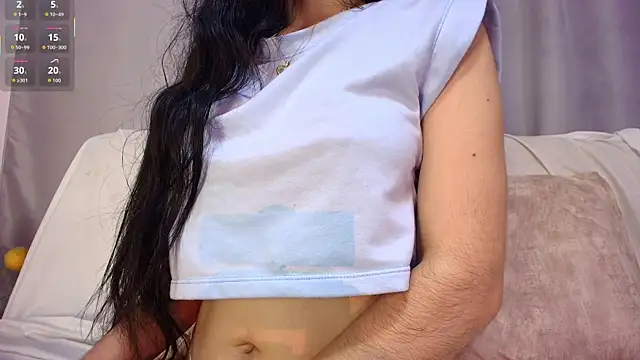 adara johnson   online show from November 28, 2025, 11:46 am