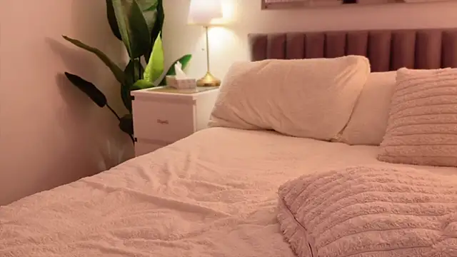 Myassistant online show from February 7, 2026, 6:33 pm