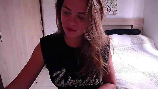 Snapshot of ParisW chatting on February 20, 2025, 5:51 pm ParisW online show from February 20, 2025, 5:51 pm