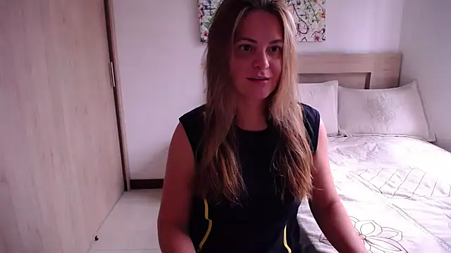 Snapshot of ParisW chatting on March 21, 2025, 4:29 pm ParisW online show from March 21, 2025, 4:29 pm