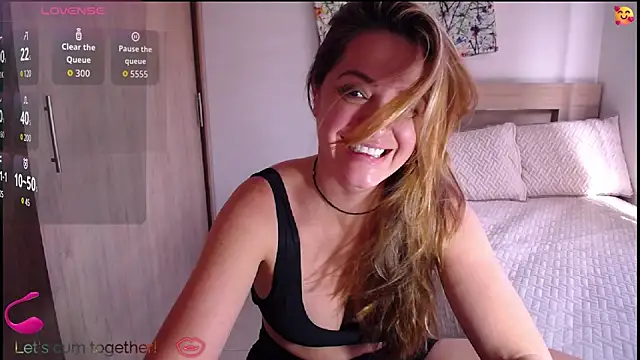 Snapshot of ParisW chatting on December 20, 2025, 5:42 pm ParisW online show from December 20, 2025, 5:42 pm