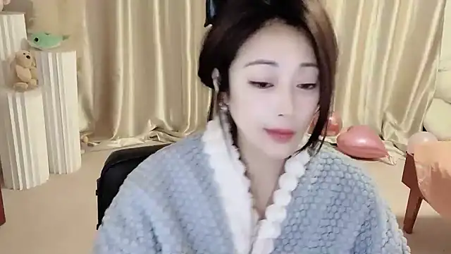 Snapshot of Daisy-77 chatting on January 8, 2025, 6:20 pm Daisy-77 online show from January 8, 2025, 6:20 pm