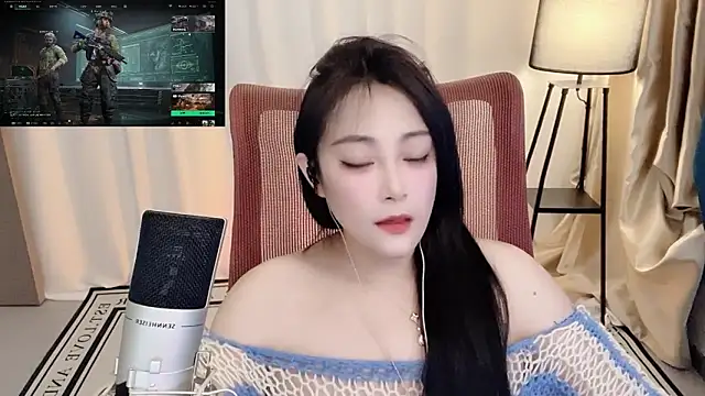 Daisy-77 online show from June 2, 2026, 2:08 pm