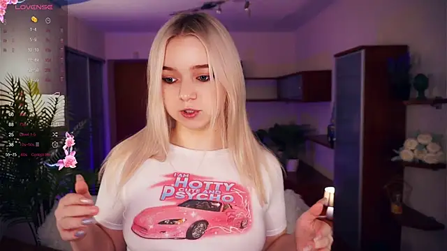 ZaraCreedon online show from January 21, 2025, 7:17 pm