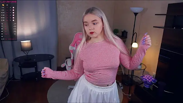 ZaraCreedon online show from February 5, 2025, 7:20 pm