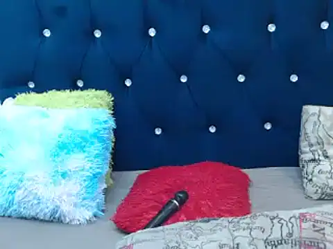 roseendoo1 online show from March 1, 2025, 10:24 am