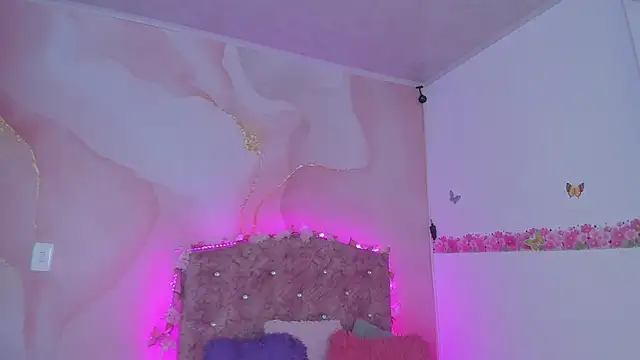 Daisy  rose online show from January 5, 2025, 3:00 am