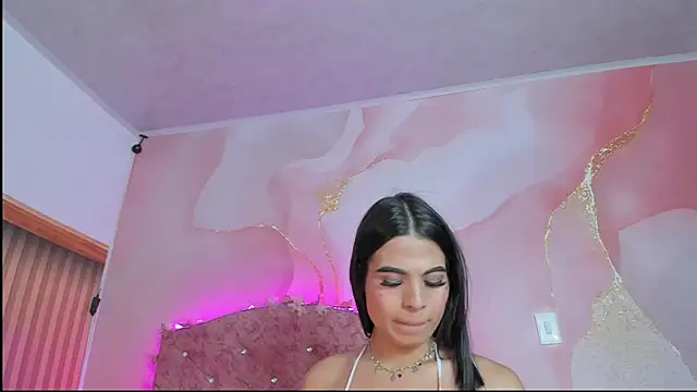 Daisy  rose online show from September 15, 2025, 3:06 am