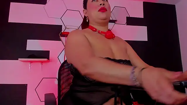 alondrabigtits online show from January 30, 2025, 6:43 pm