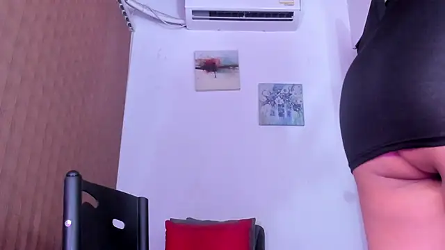 alondrabigtits online show from March 12, 2026, 8:42 am