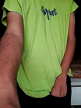 Snapshot of Smartboi007 chatting on December 7, 2024, 11:40 am Smartboi007 online show from December 7, 2024, 11:40 am