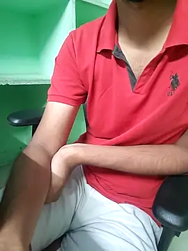 Snapshot of Smartboi007 chatting on October 6, 2025, 9:29 am Smartboi007 online show from October 6, 2025, 9:29 am