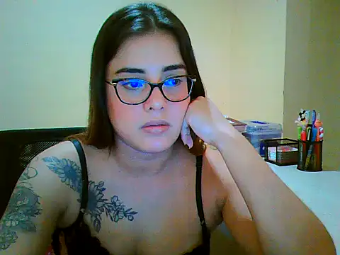 maliamiller online show from February 24, 2026, 2:31 am