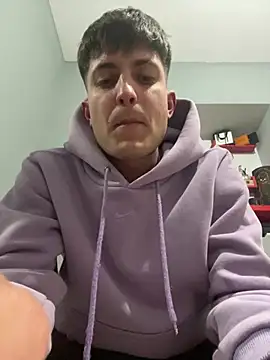 Snapshot of Imperial_10 chatting on March 22, 2025, 1:22 am Imperial 10 online show from March 22, 2025, 1:22 am