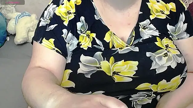 lisa Black00 online show from March 13, 2025, 5:28 pm