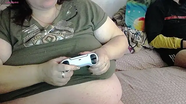 lisa Black00 online show from October 3, 2025, 6:21 am